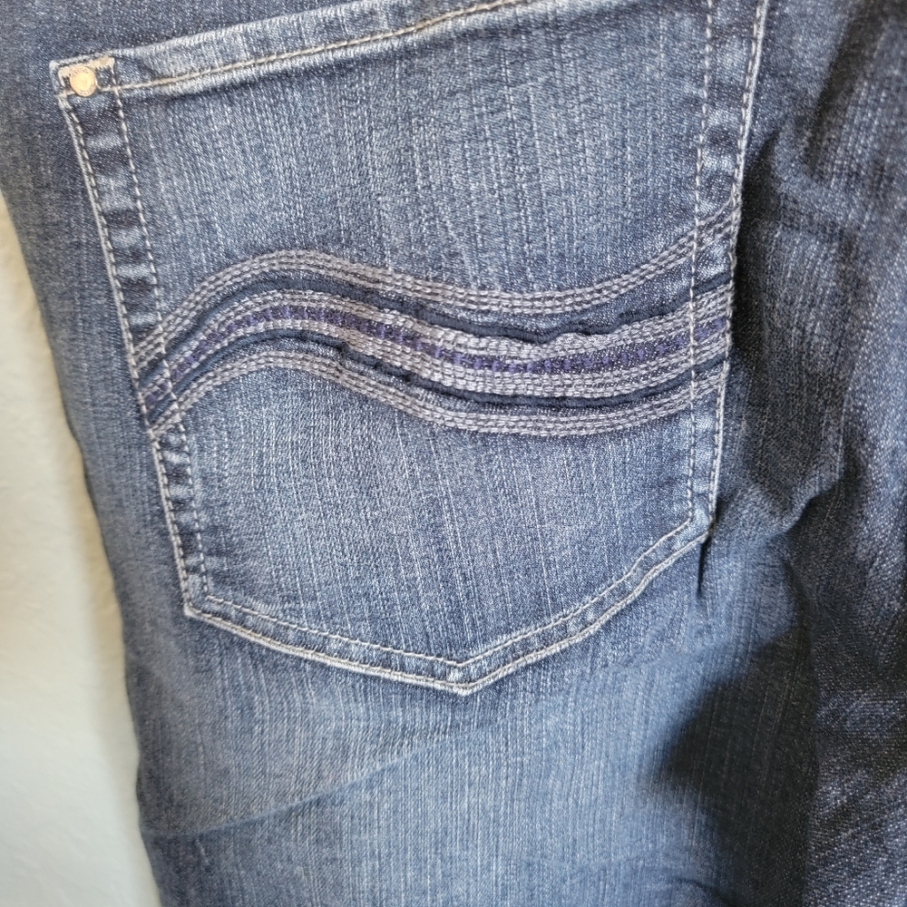Jeans - Picture 4 of 4